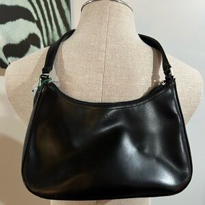 Kenneth Cole Vintage Reaction Sleek Black Shoulder Bag